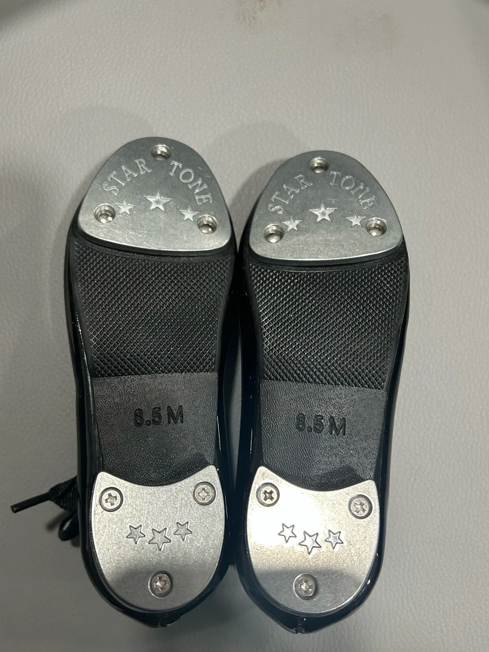 Danshuz tap dance shoes 8.5 toddler size